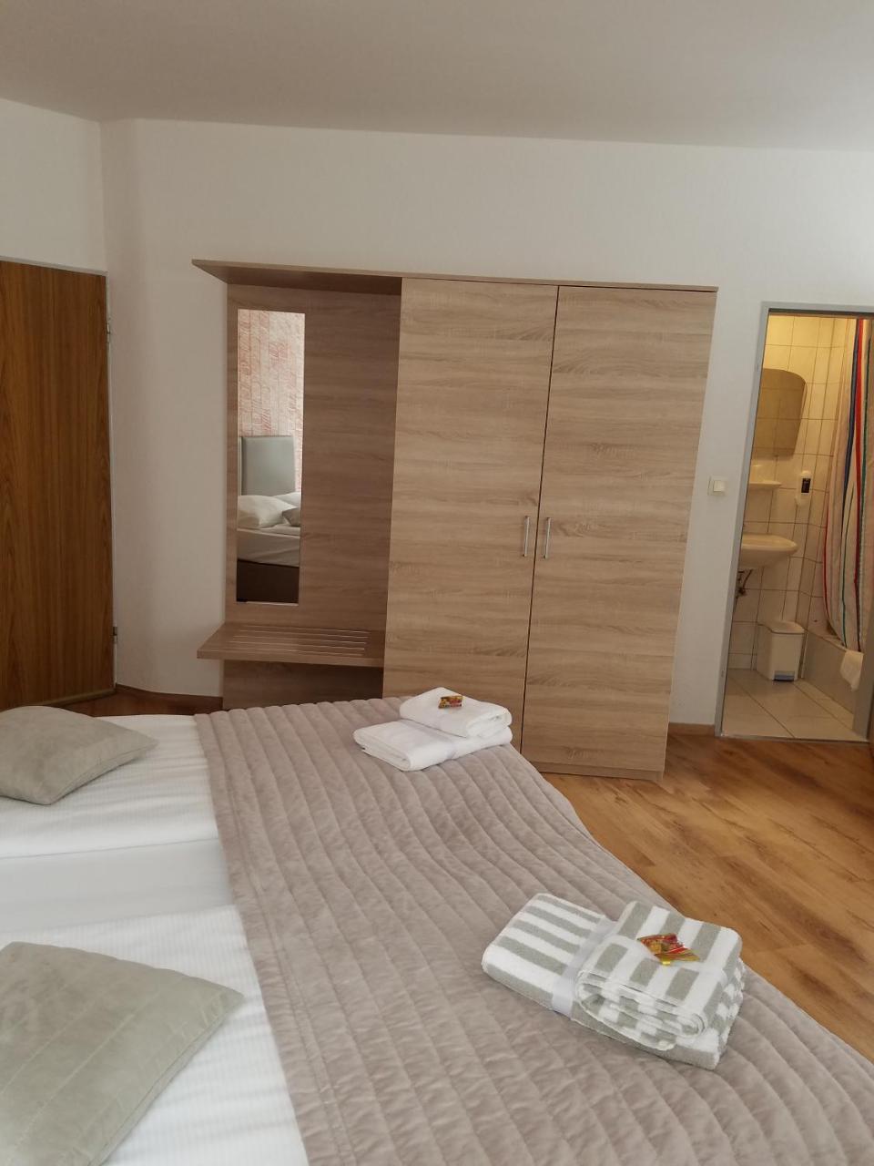 הילדן Hotel Monopol מראה חיצוני תמונה