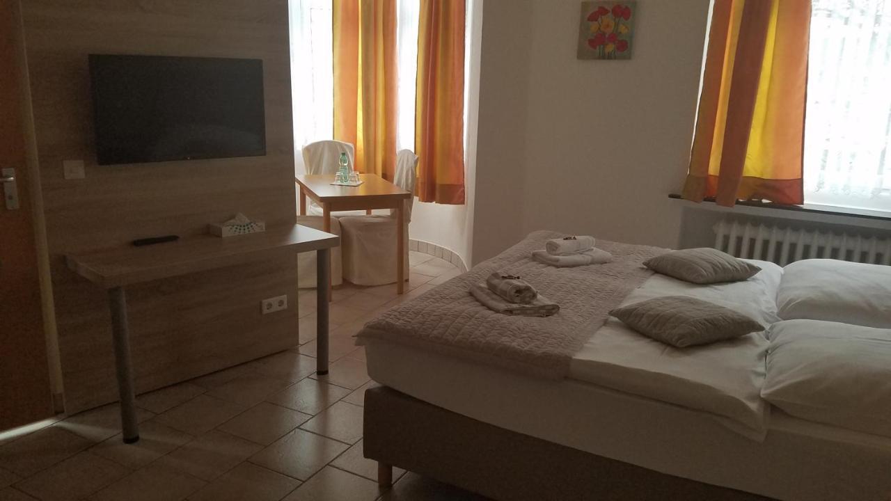 הילדן Hotel Monopol מראה חיצוני תמונה