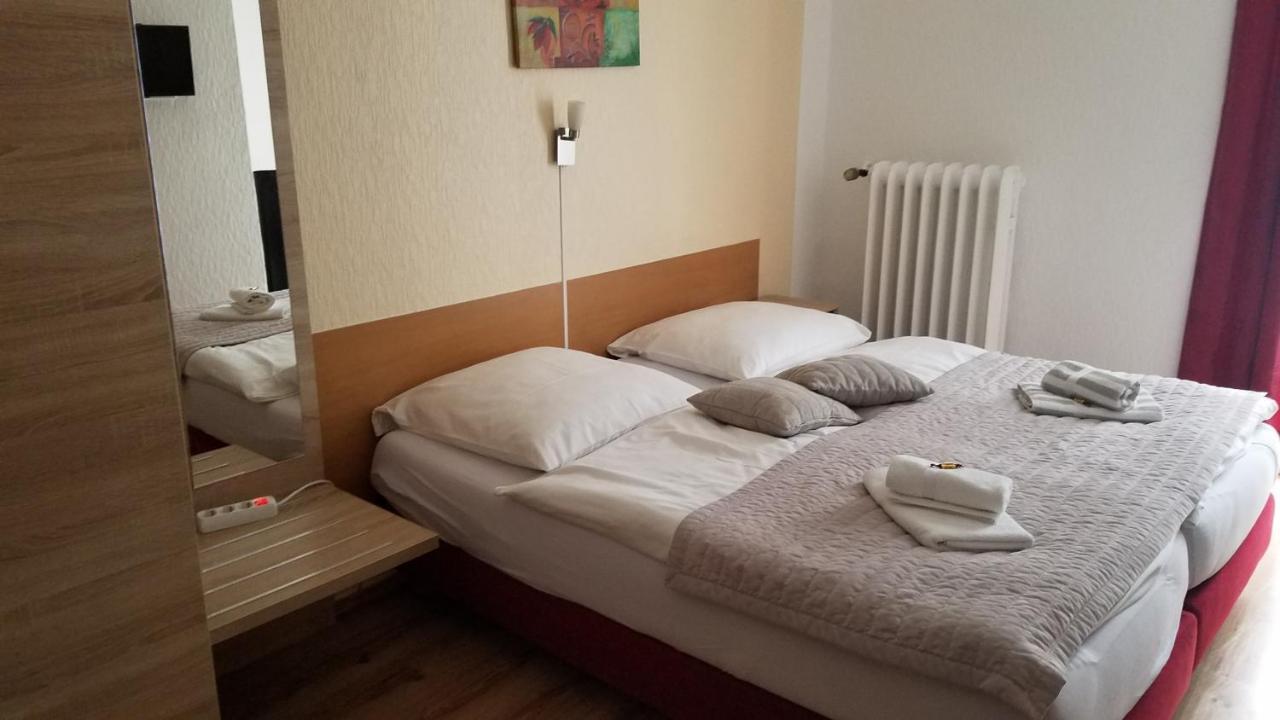 הילדן Hotel Monopol מראה חיצוני תמונה
