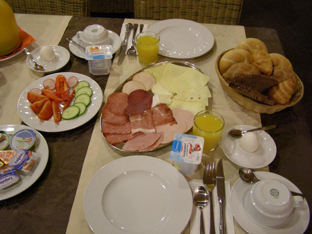הילדן Hotel Monopol מראה חיצוני תמונה