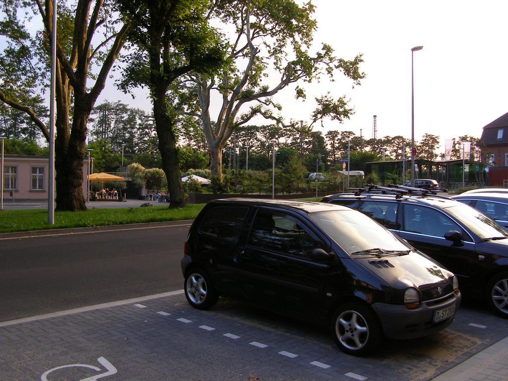 הילדן Hotel Monopol מראה חיצוני תמונה